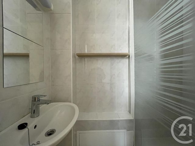 Afficher la photo en grand Appartement F2 à louer - 2 pièces - 33.0 m2 - ASNIERES SUR SEINE - 92 - ILE-DE-FRANCE - Century 21 L'Ami Immobilier Conseil