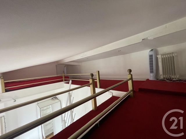 Afficher la photo en grand Appartement F1 à louer - 1 pièce - 27.0 m2 - PARIS - 75018 - ILE-DE-FRANCE - Century 21 L'Ami Immobilier Conseil