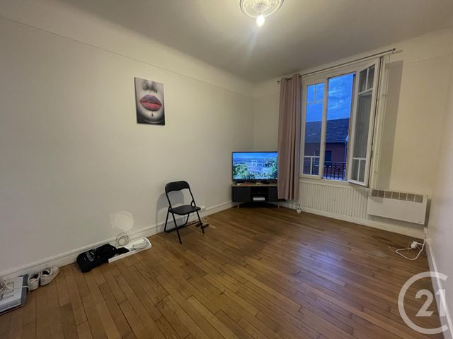 Studio à louer NANTERRE
