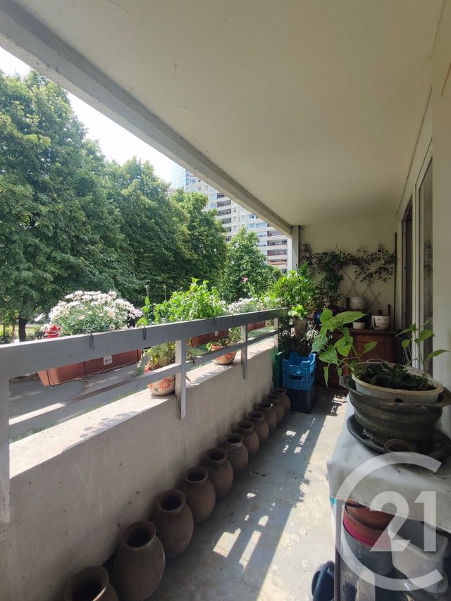 Afficher la photo en grand Appartement F2 à vendre - 2 pièces - 47.0 m2 - COURBEVOIE - 92 - ILE-DE-FRANCE - Century 21 L'Ami Immobilier Conseil