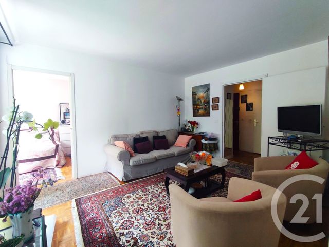 Afficher la photo en grand Appartement F2 à vendre - 2 pièces - 47.0 m2 - COURBEVOIE - 92 - ILE-DE-FRANCE - Century 21 L'Ami Immobilier Conseil