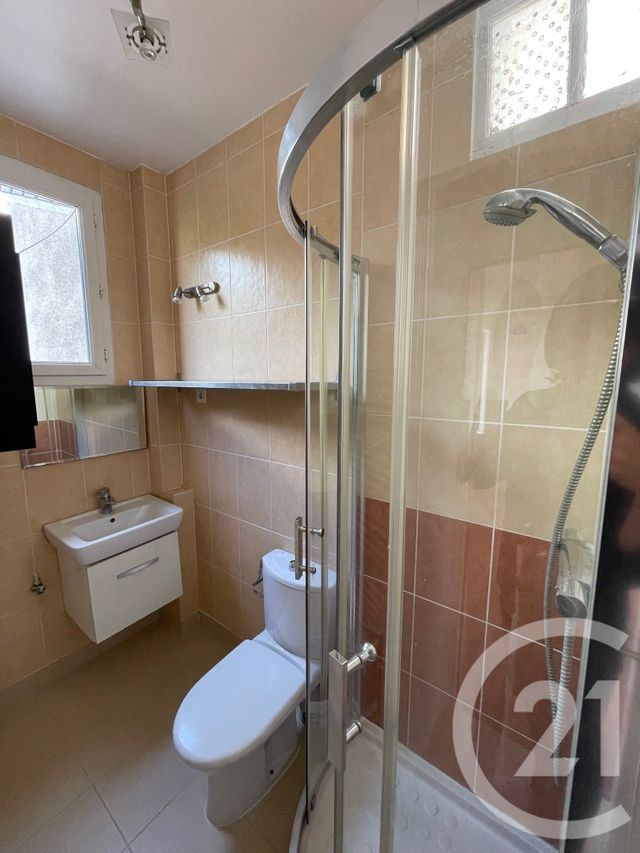 Appartement F2 à vendre - 2 pièces - 25.33 m2 - BOIS COLOMBES - 92 - ILE-DE-FRANCE - Century 21 L'Ami Immobilier Conseil