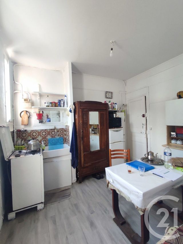 Afficher la photo en grand Appartement F2 à vendre - 2 pièces - 20.25 m2 - ASNIERES SUR SEINE - 92 - ILE-DE-FRANCE - Century 21 L'Ami Immobilier Conseil
