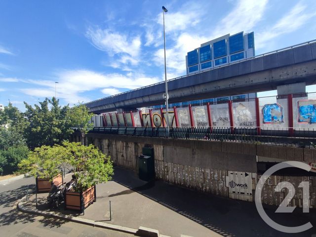 Afficher la photo en grand Appartement F2 à vendre - 2 pièces - 20.25 m2 - ASNIERES SUR SEINE - 92 - ILE-DE-FRANCE - Century 21 L'Ami Immobilier Conseil