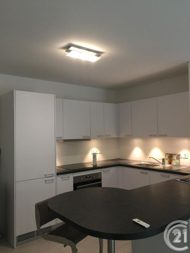 Appartement F3 à louer - 3 pièces - 74.3 m2 - ISSY LES MOULINEAUX - 92 - ILE-DE-FRANCE - Century 21 L'Ami Immobilier Conseil