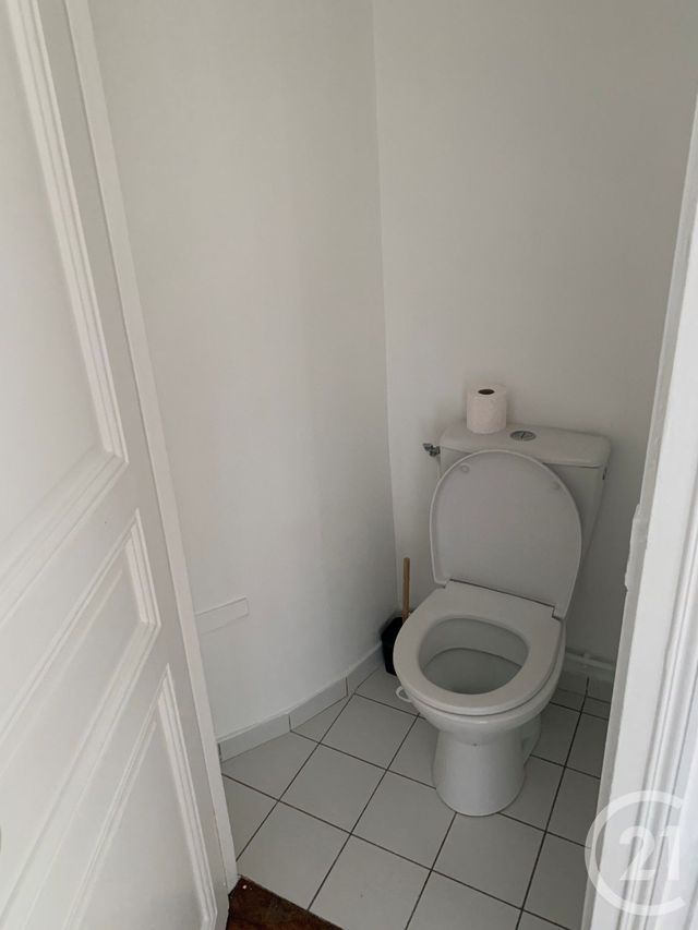 Appartement F3 à louer - 3 pièces - 61.53 m2 - COURBEVOIE - 92 - ILE-DE-FRANCE - Century 21 L'Ami Immobilier Conseil