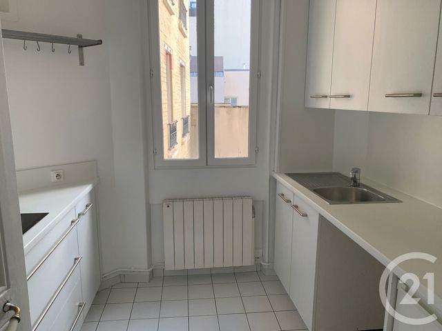 Appartement F3 à louer - 3 pièces - 61.53 m2 - COURBEVOIE - 92 - ILE-DE-FRANCE - Century 21 L'Ami Immobilier Conseil