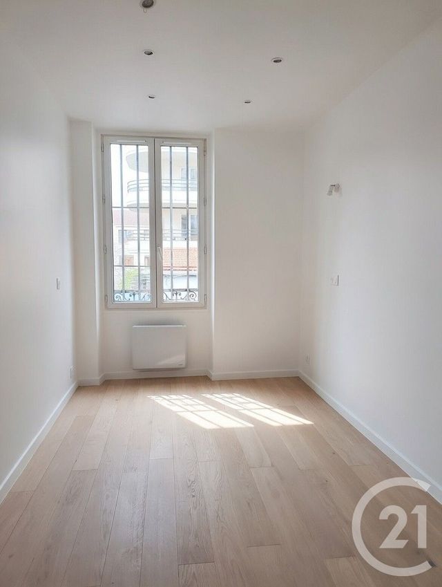 Appartement F3 à vendre - 3 pièces - 59.68 m2 - ASNIERES SUR SEINE - 92 - ILE-DE-FRANCE - Century 21 L'Ami Immobilier Conseil