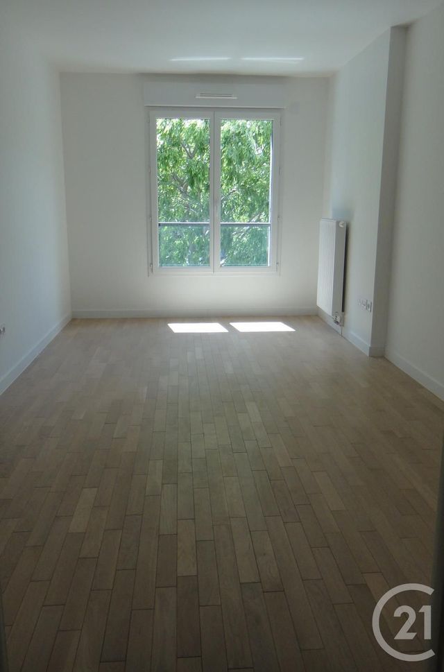 Appartement F2 à louer - 2 pièces - 50.68 m2 - BOIS COLOMBES - 92 - ILE-DE-FRANCE - Century 21 L'Ami Immobilier Conseil