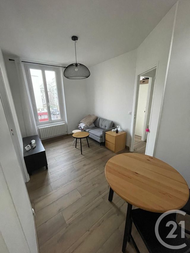 Appartement à vendre - 3 pièces - 36.56 m2 - COURBEVOIE - 92 - ILE-DE-FRANCE - Century 21 L'Ami Immobilier Conseil