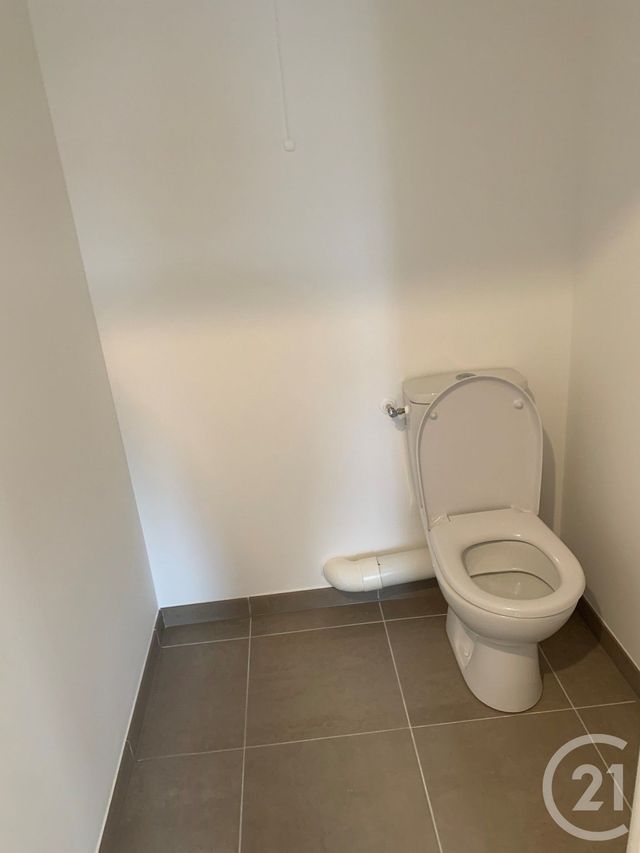 Appartement F3 à louer - 3 pièces - 59.51 m2 - VILLENEUVE LA GARENNE - 92 - ILE-DE-FRANCE - Century 21 L'Ami Immobilier Conseil