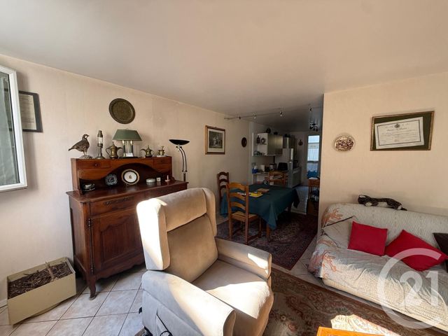 Appartement F4 à vendre - 5 pièces - 83.61 m2 - GENNEVILLIERS - 92 - ILE-DE-FRANCE - Century 21 L'Ami Immobilier Conseil