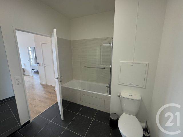 Appartement F2 à louer - 2 pièces - 49.54 m2 - ST OUEN - 93 - ILE-DE-FRANCE - Century 21 L'Ami Immobilier Conseil