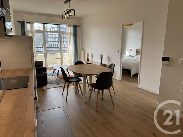 Appartement F2 à louer - 2 pièces - 49.54 m2 - ST OUEN - 93 - ILE-DE-FRANCE - Century 21 L'Ami Immobilier Conseil