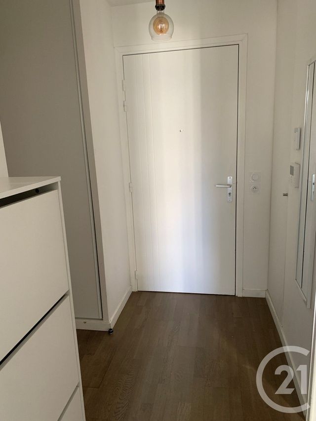 Appartement F2 à louer - 2 pièces - 41.89 m2 - 92 - ILE-DE-FRANCE - Century 21 L'Ami Immobilier Conseil