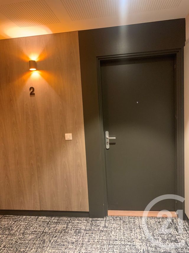 Appartement F2 à louer - 2 pièces - 40.14 m2 - SURESNES - 92 - ILE-DE-FRANCE - Century 21 L'Ami Immobilier Conseil