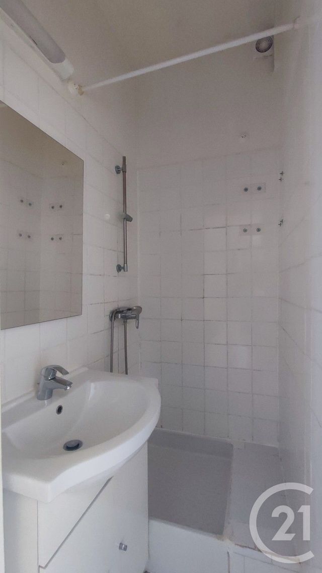 Appartement F2 à vendre - 2 pièces - 31.2 m2 - ASNIERES SUR SEINE - 92 - ILE-DE-FRANCE - Century 21 L'Ami Immobilier Conseil