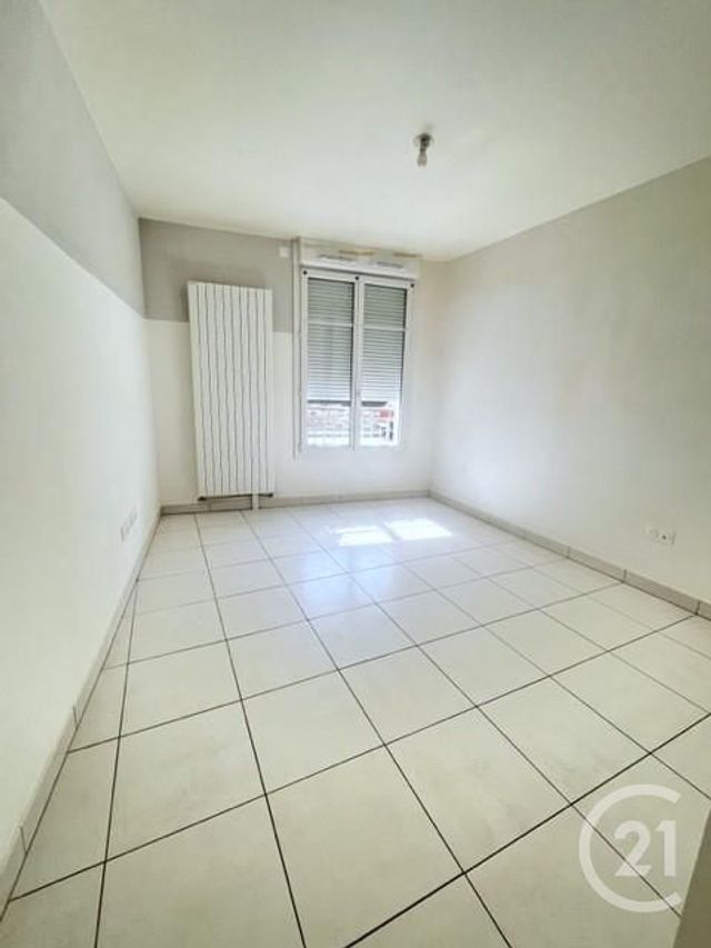Appartement F1 à louer - 1 pièce - 25.83 m2 - LA GARENNE COLOMBES - 92 - ILE-DE-FRANCE - Century 21 L'Ami Immobilier Conseil