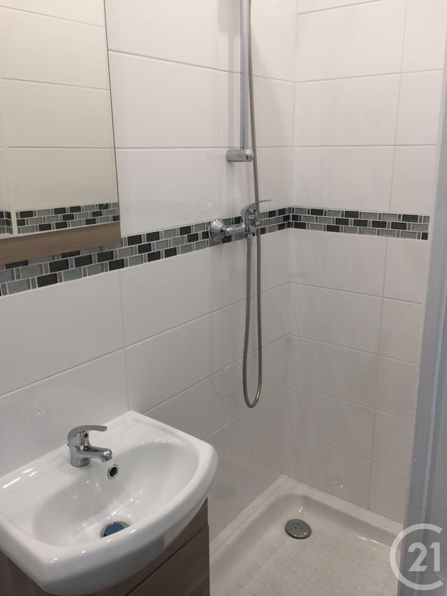 Appartement Studio à louer - 1 pièce - 15.56 m2 - GENNEVILLIERS - 92 - ILE-DE-FRANCE - Century 21 L'Ami Immobilier Conseil