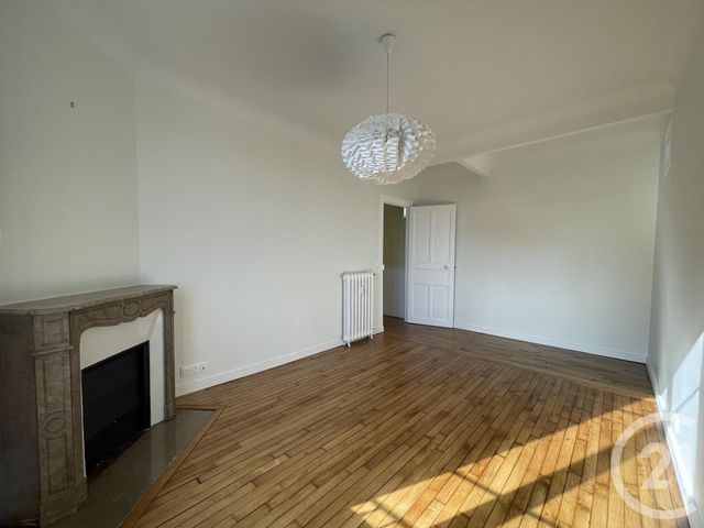Appartement F3 à louer - 3 pièces - 84.43 m2 - COLOMBES - 92 - ILE-DE-FRANCE - Century 21 L'Ami Immobilier Conseil