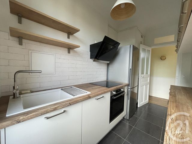 Appartement F3 à louer - 3 pièces - 84.43 m2 - COLOMBES - 92 - ILE-DE-FRANCE - Century 21 L'Ami Immobilier Conseil
