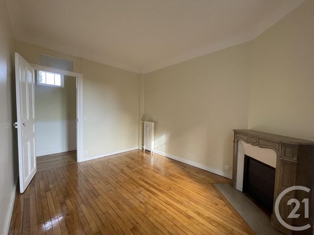 Appartement F3 à louer - 3 pièces - 84.43 m2 - COLOMBES - 92 - ILE-DE-FRANCE - Century 21 L'Ami Immobilier Conseil