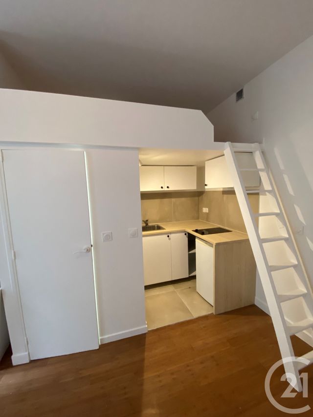 Appartement Studio à louer - 1 pièce - 13.9 m2 - PARIS - 75018 - ILE-DE-FRANCE - Century 21 L'Ami Immobilier Conseil