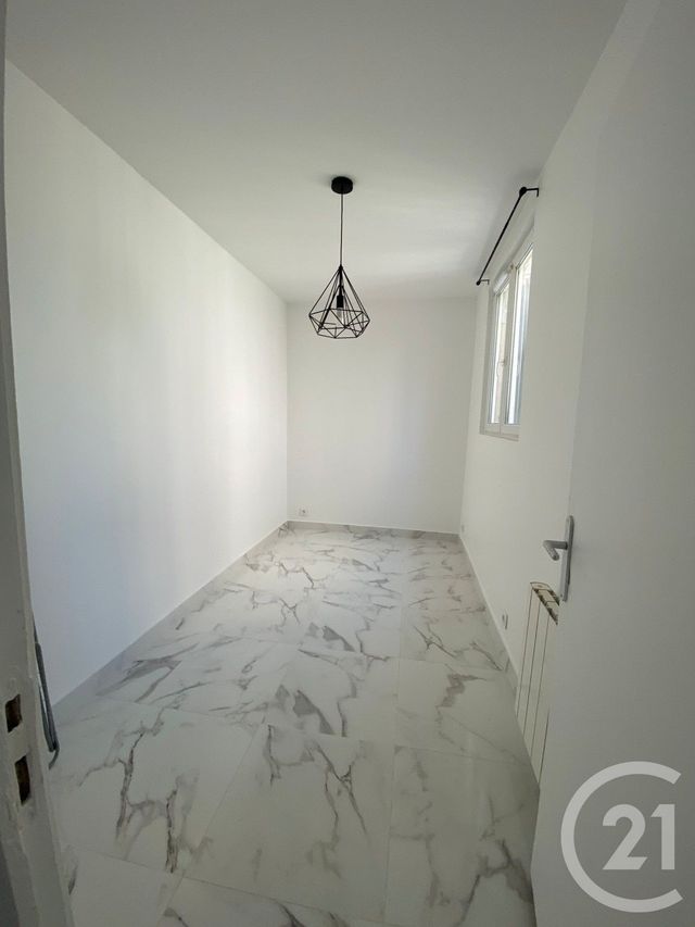 Appartement F2 à louer - 2 pièces - 31.63 m2 - ASNIERES SUR SEINE - 92 - ILE-DE-FRANCE - Century 21 L'Ami Immobilier Conseil