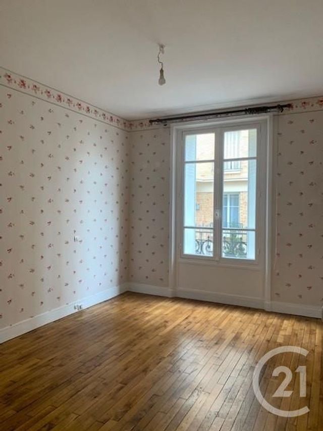 Appartement F3 à louer - 3 pièces - 60.0 m2 - COURBEVOIE - 92 - ILE-DE-FRANCE - Century 21 L'Ami Immobilier Conseil