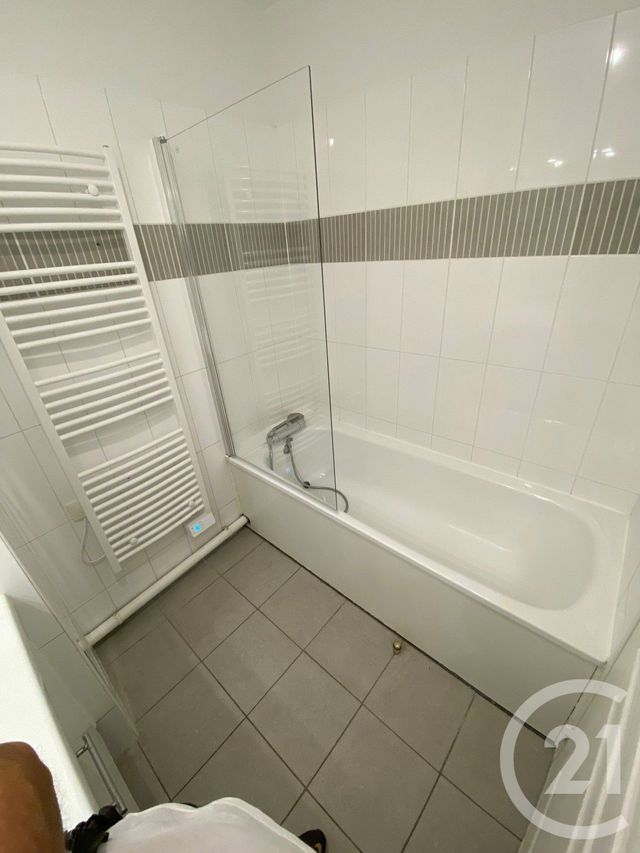 Appartement F4 à louer - 4 pièces - 94.25 m2 - ASNIERES SUR SEINE - 92 - ILE-DE-FRANCE - Century 21 L'Ami Immobilier Conseil