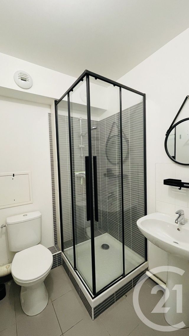 Appartement T4 à louer - 4 pièces - 78.2 m2 - AUBERVILLIERS - 93 - ILE-DE-FRANCE - Century 21 L'Ami Immobilier Conseil