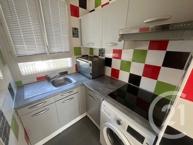 Appartement T2 à louer - 2 pièces - 47.02 m2 - COLOMBES - 92 - ILE-DE-FRANCE - Century 21 L'Ami Immobilier Conseil