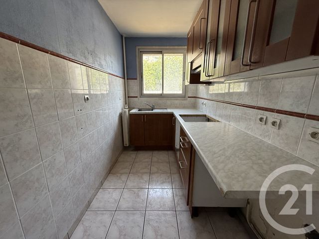 Appartement F4 à vendre - 4 pièces - 77.0 m2 - PARIS - 75019 - ILE-DE-FRANCE - Century 21 L'Ami Immobilier Conseil