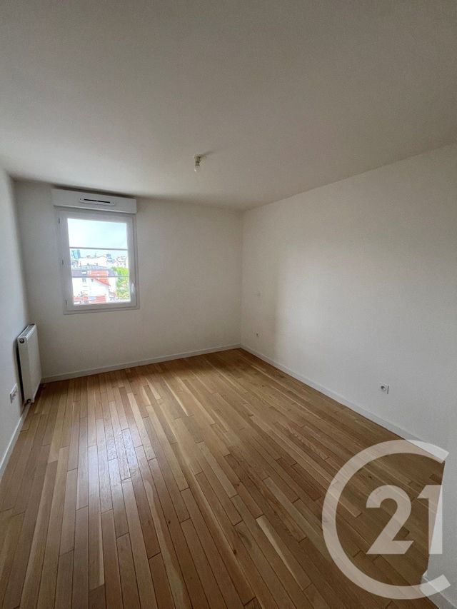 Appartement F2 à louer - 2 pièces - 48.7 m2 - LA GARENNE COLOMBES - 92 - ILE-DE-FRANCE - Century 21 L'Ami Immobilier Conseil