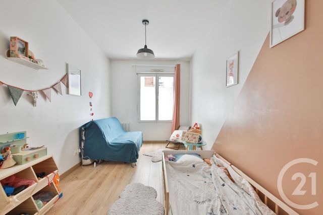 Appartement F3 à vendre - 3 pièces - 71.19 m2 - ASNIERES SUR SEINE - 92 - ILE-DE-FRANCE - Century 21 L'Ami Immobilier Conseil