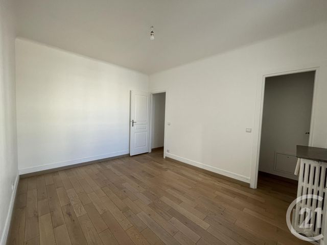 Appartement F3 à louer - 3 pièces - 62.37 m2 - LEVALLOIS PERRET - 92 - ILE-DE-FRANCE - Century 21 L'Ami Immobilier Conseil