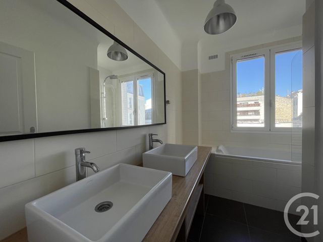 Appartement F3 à louer - 3 pièces - 62.37 m2 - LEVALLOIS PERRET - 92 - ILE-DE-FRANCE - Century 21 L'Ami Immobilier Conseil