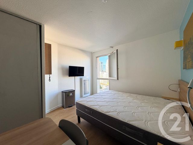 Appartement F1 à vendre - 1 pièce - 17.51 m2 - COURBEVOIE - 92 - ILE-DE-FRANCE - Century 21 L'Ami Immobilier Conseil