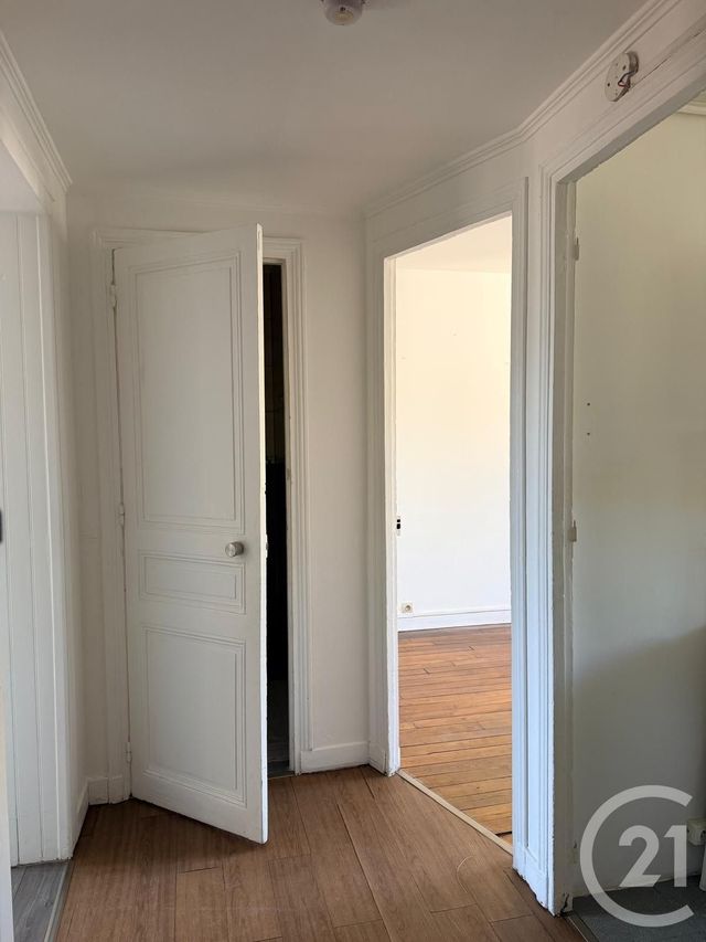 Appartement F2 à vendre - 2 pièces - 32.37 m2 - ASNIERES SUR SEINE - 92 - ILE-DE-FRANCE - Century 21 L'Ami Immobilier Conseil