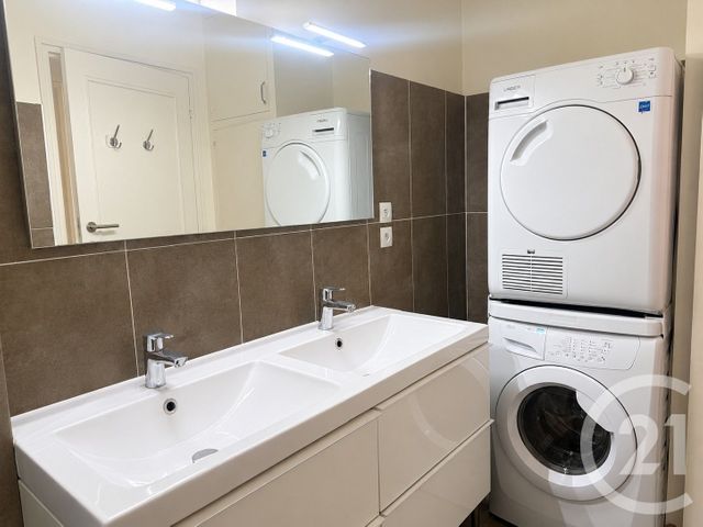 Appartement F4 à vendre - 4 pièces - 86.76 m2 - COURBEVOIE - 92 - ILE-DE-FRANCE - Century 21 L'Ami Immobilier Conseil