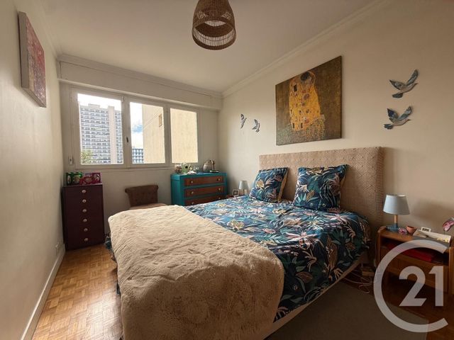 Appartement F4 à vendre - 4 pièces - 86.76 m2 - COURBEVOIE - 92 - ILE-DE-FRANCE - Century 21 L'Ami Immobilier Conseil