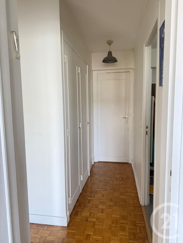 Appartement F4 à vendre - 4 pièces - 86.76 m2 - COURBEVOIE - 92 - ILE-DE-FRANCE - Century 21 L'Ami Immobilier Conseil